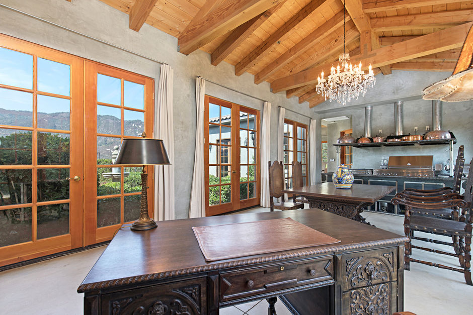 De Luz Temecula, California by Edward Beaudet