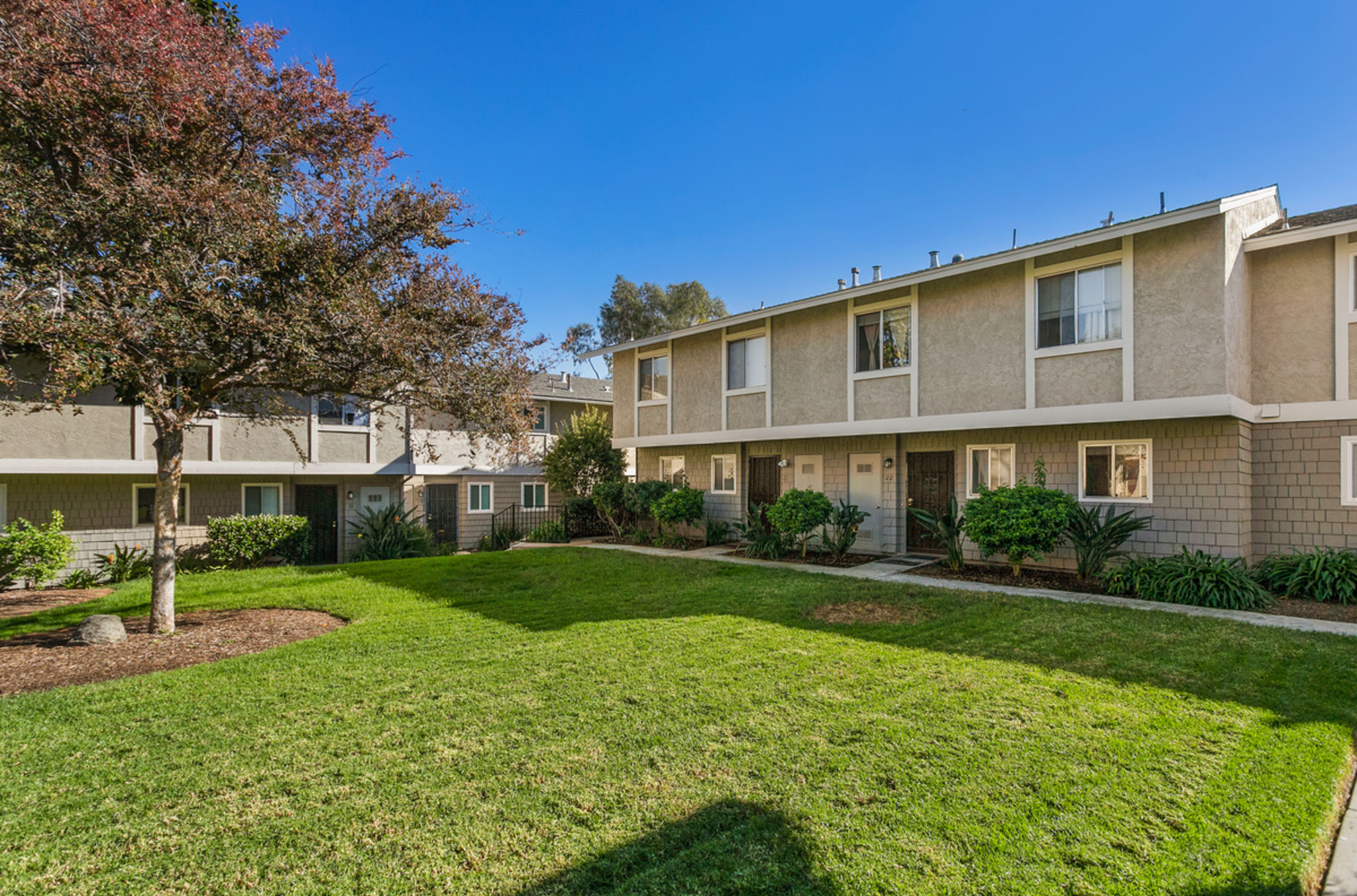 2112 E Vista Way Apt 22 Vista, California