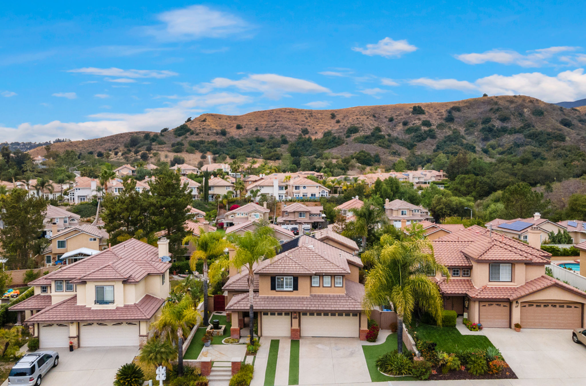 25 Riverview Dr Trabuco Canyon, California by Russell Taylor