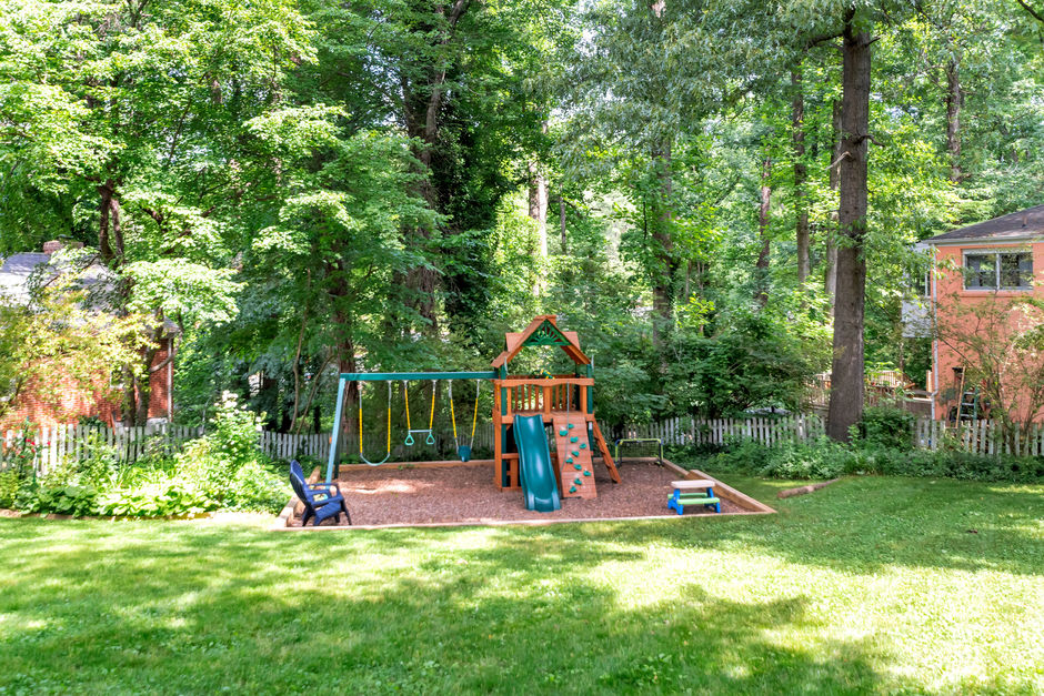 1535 Oxford Rd Charlottesville, Virginia