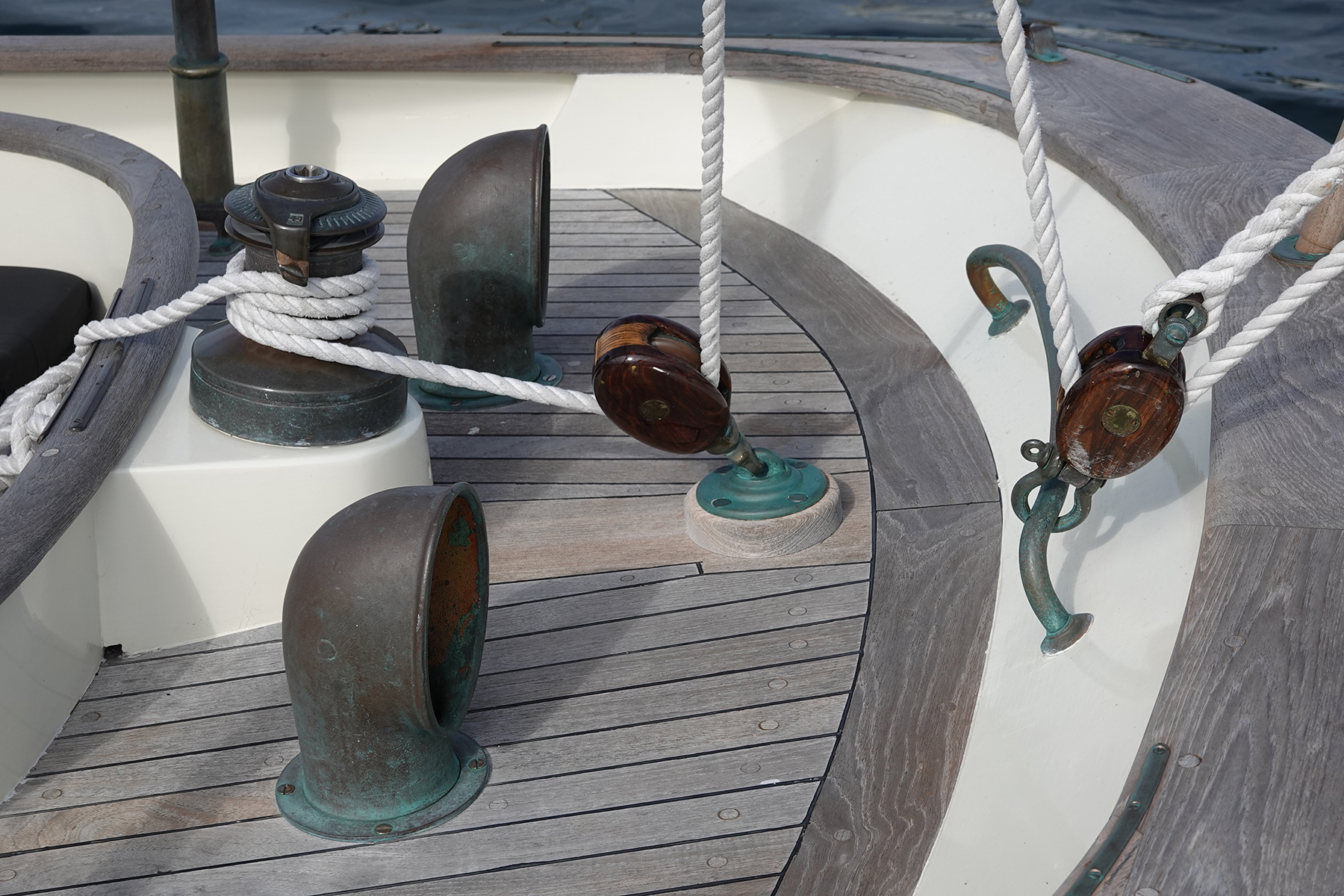 MALABAR II TEAK