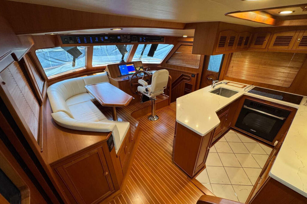 Marlow Explorer 58E Lady Lee