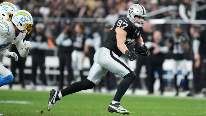 NFL: Los Angeles Chargers at Las Vegas Raiders