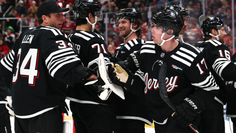 NHL: St. Louis Blues at New Jersey Devils