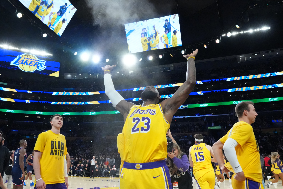 https://s3.amazonaws.com/media.sportsnaut.com/wp-content/uploads/2026/02/NBA-Los-Angeles-Clippers-at-Los-Angeles-Lakers-28301037-1180x787.jpg