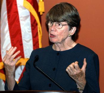 Former U.S. Attorney General JANET RENO tells an audience at Harvard Law School yesterday that President Bush has failed to make an adequate case for the war in Iraq.