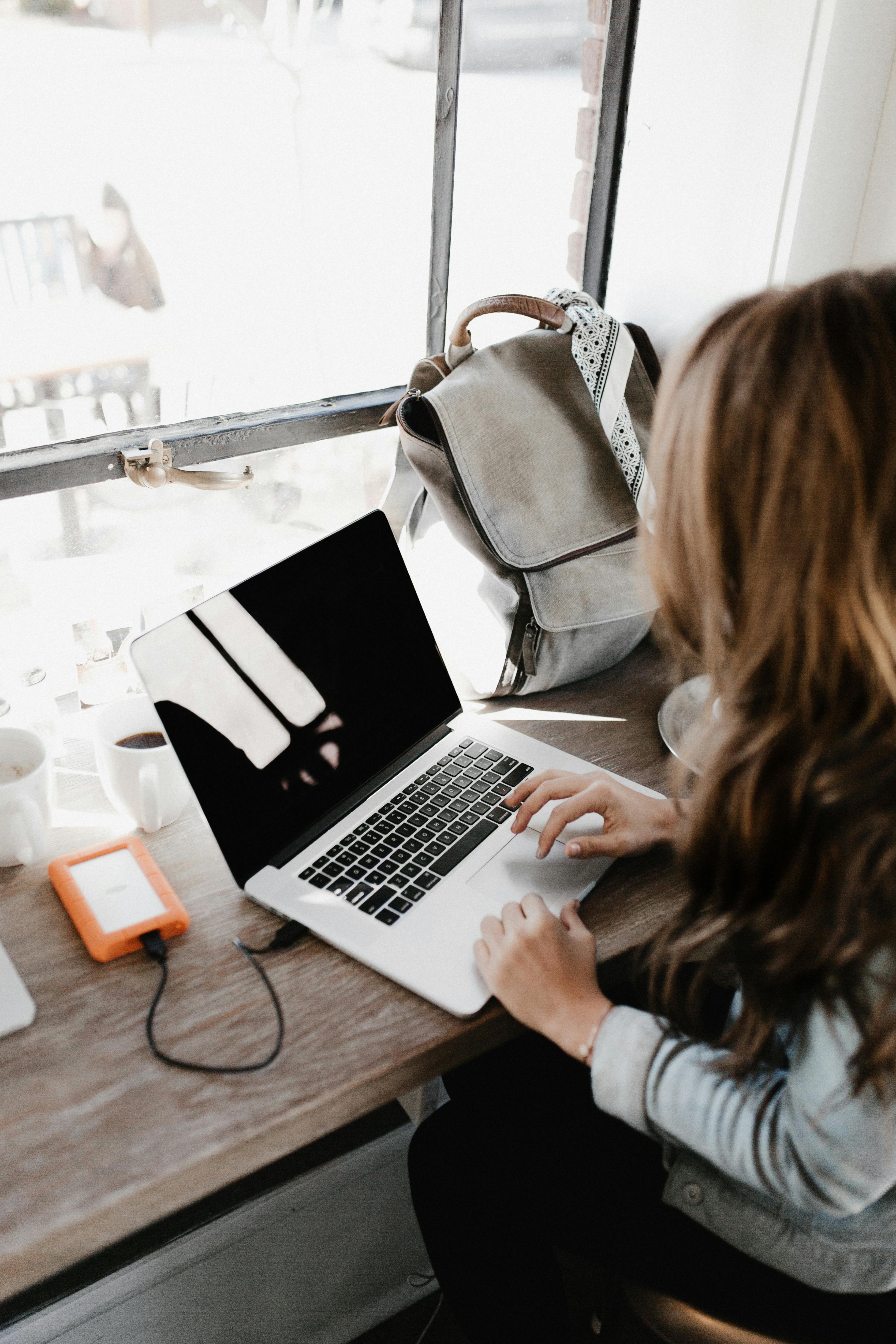 7 Must-Have Free Apps for Students to Improve Productivity This School