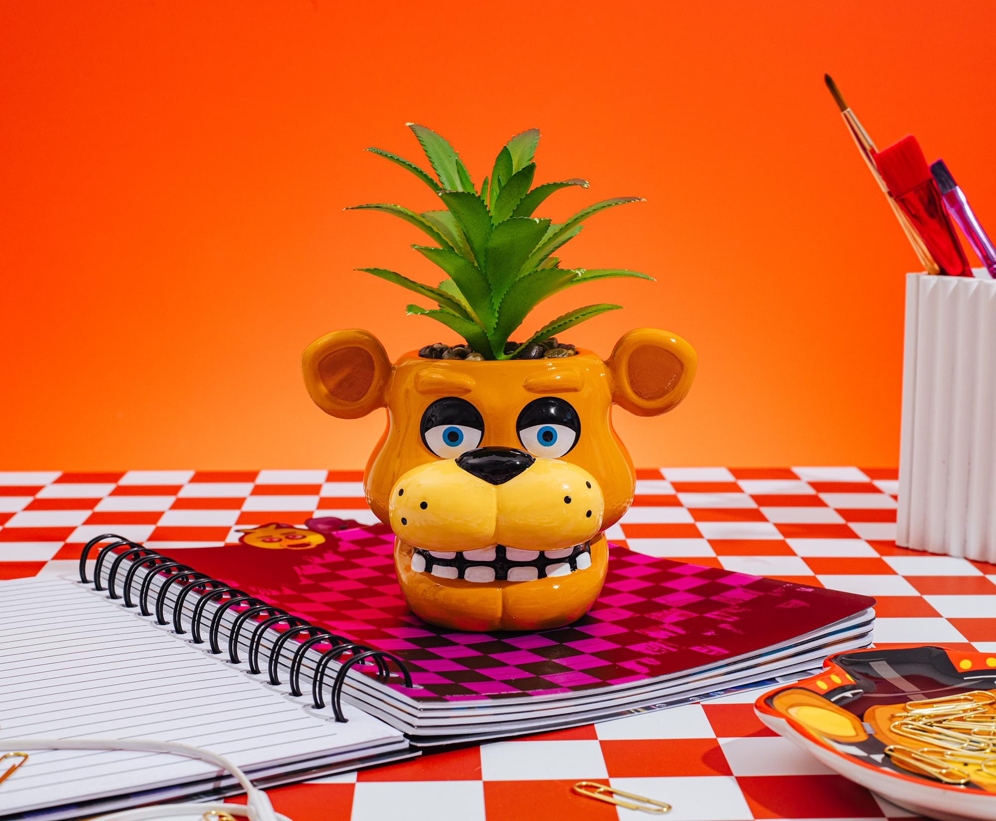 Five Nights At Freddy's Freddy Fazbear Mini Planter With