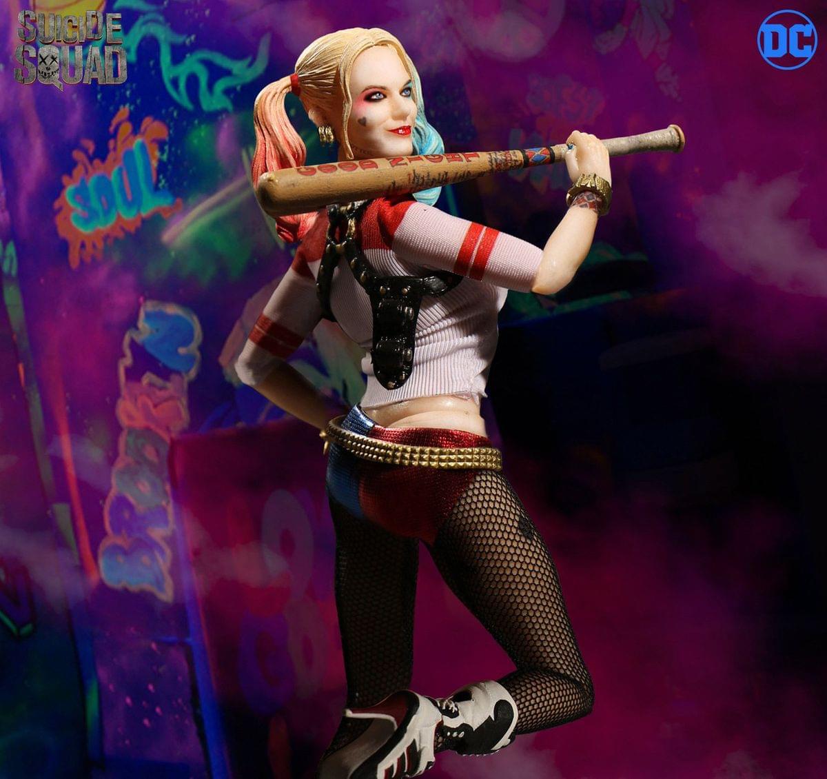 harley quinn nude action figure