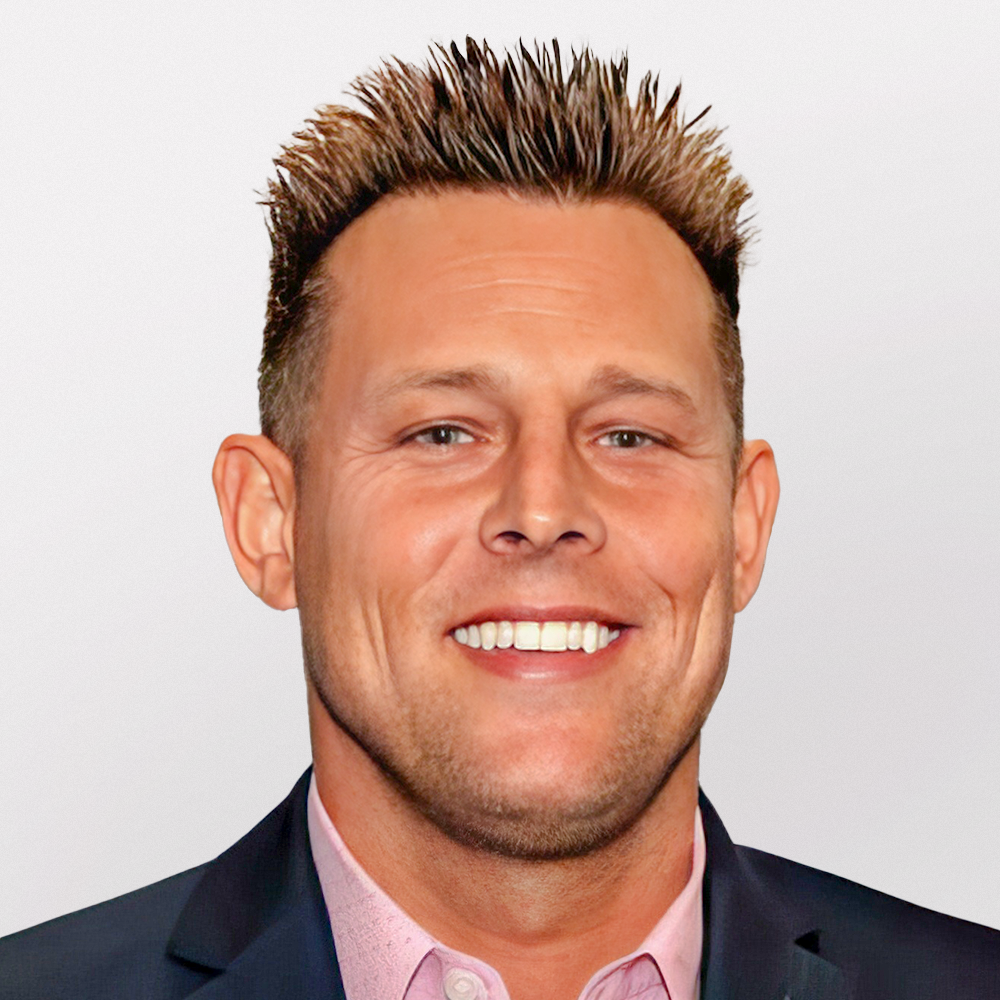 Ryan_Smith (1) Ryan_Smith (1)