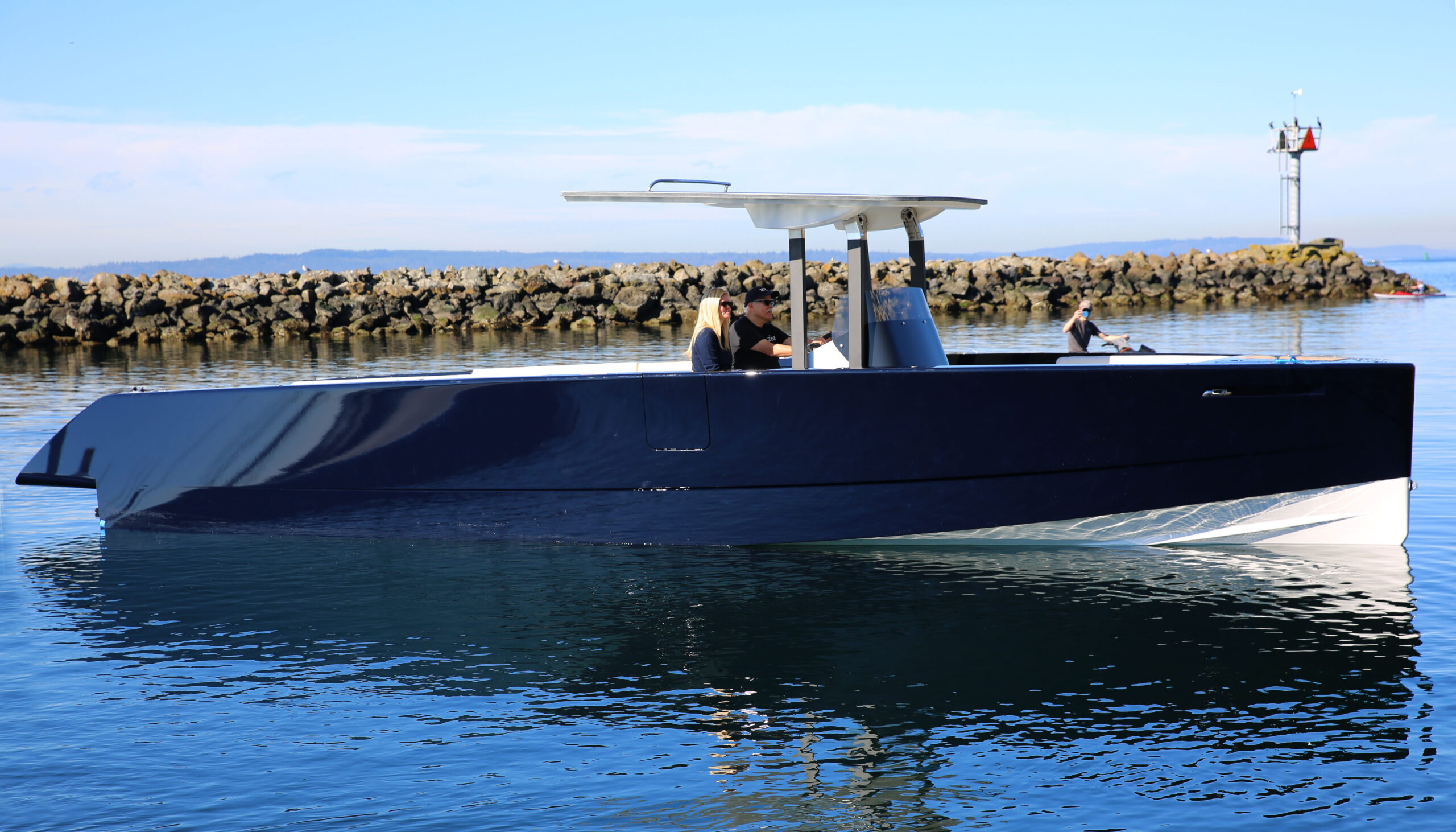 1_RAYMARINE 1_RAYMARINE