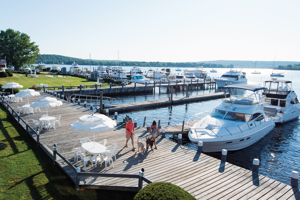 brewer-yacht-yards-2 brewer-yacht-yards-2