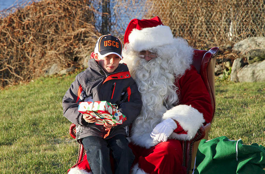 santa_cg1224 santa_cg1224