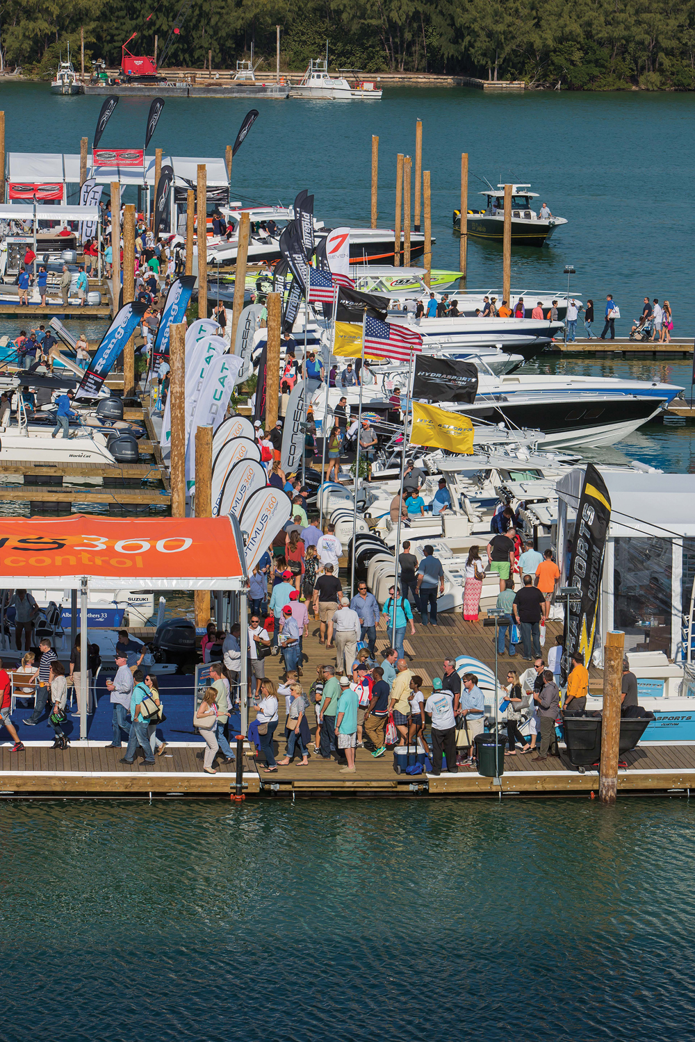 Miami_Boat_Show_2016_1 Miami_Boat_Show_2016_1