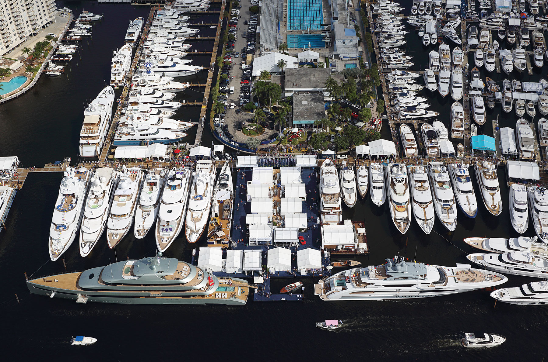 fort-lauderdale-boat-show fort-lauderdale-boat-show