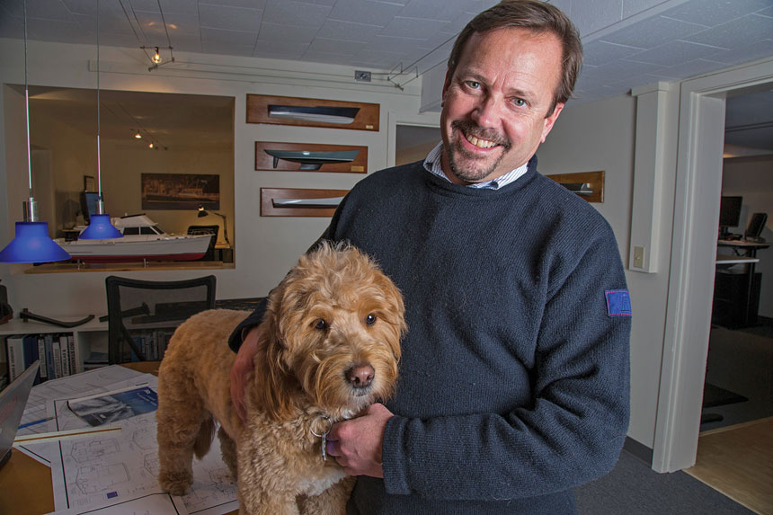 DOUG-ZURN-with-mascot DOUG-ZURN-with-mascot
