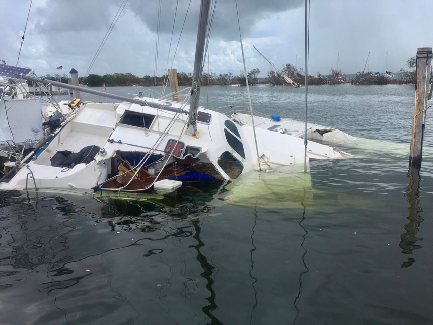 huricane-irma-sunk-boat huricane-irma-sunk-boat