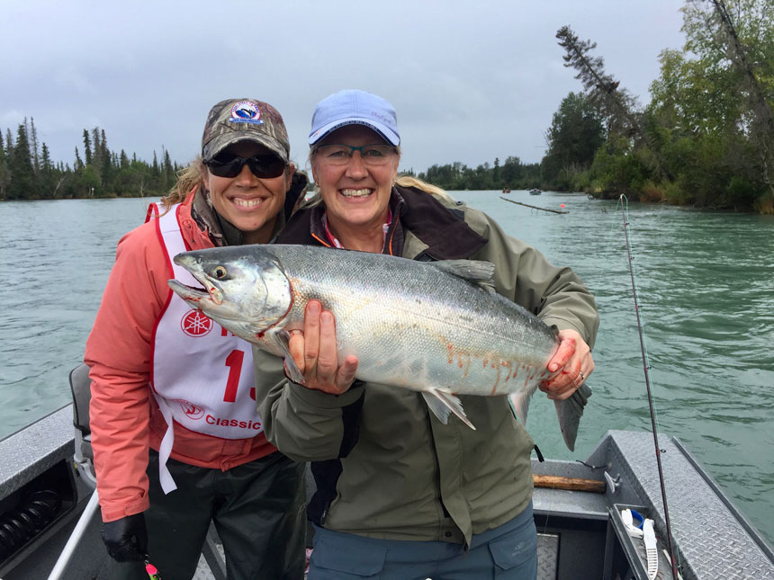women_fishing (2)