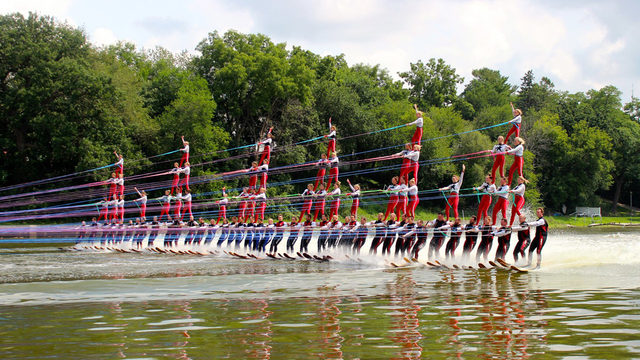 water ski team rock aqua_Mercury r1.0_640_360