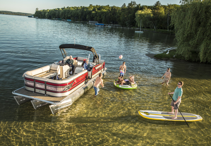 MasterCraftAcquisitionCrestPontoons