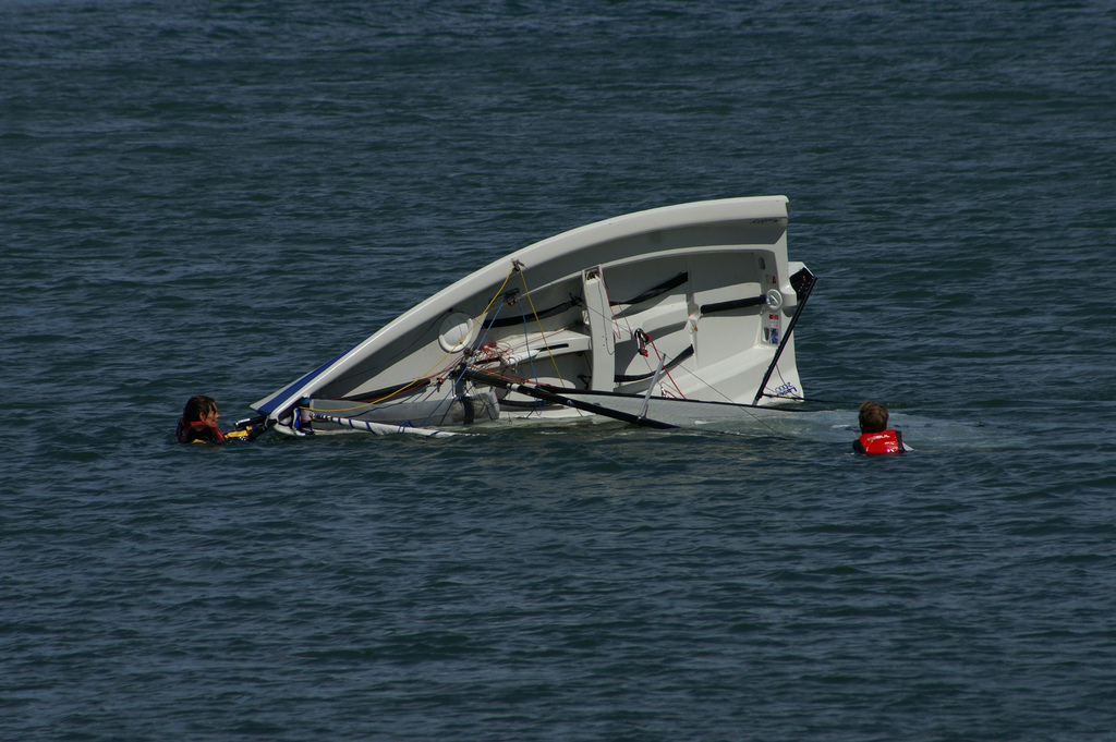 capsized-boat-dave-hamster-flickr