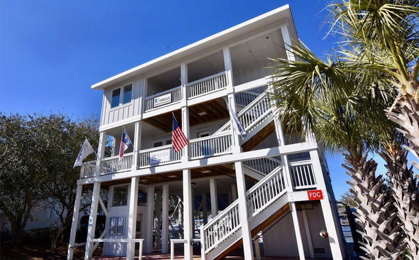 Hatteras-Riggs-Yacht-Salesx860 Hatteras-Riggs-Yacht-Salesx860