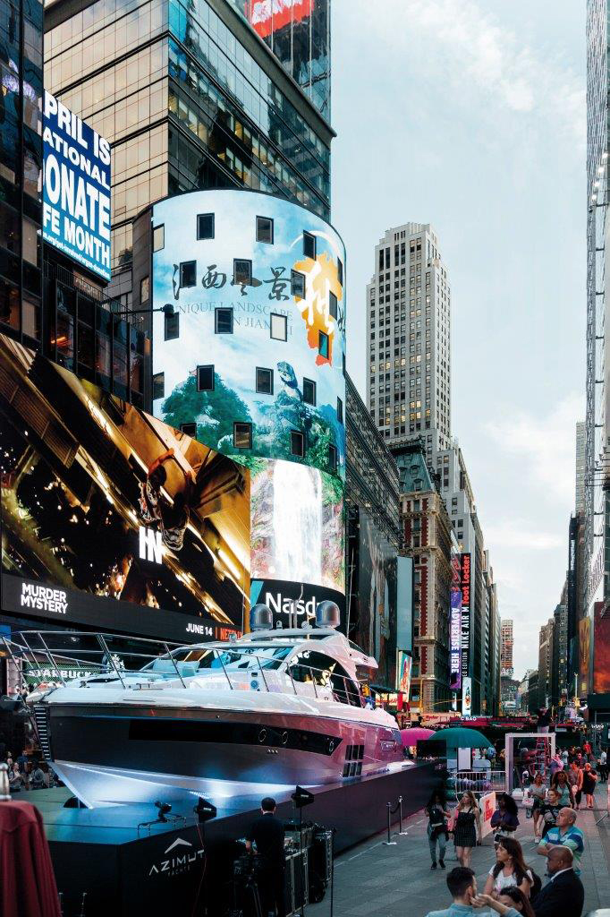 1. Azimut S6 TimesSquarecredits Andrea Bonventre 1. Azimut S6 TimesSquarecredits Andrea Bonventre