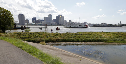 AP_Mississippi-River-high-water AP_Mississippi-River-high-water
