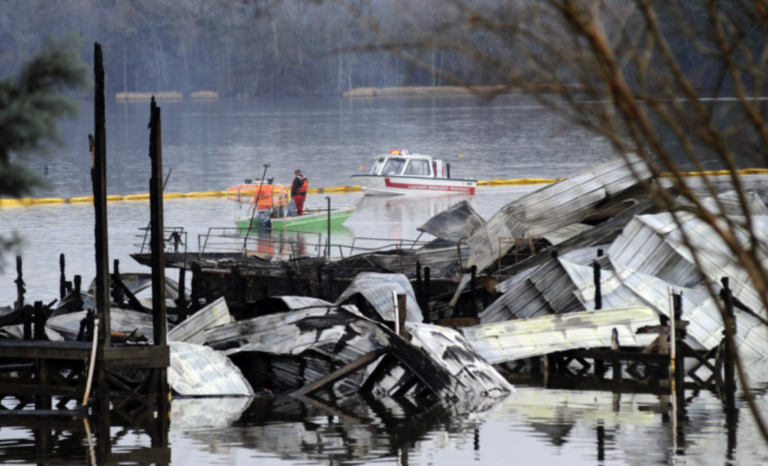 Officials begin investigation into Alabama marina fire