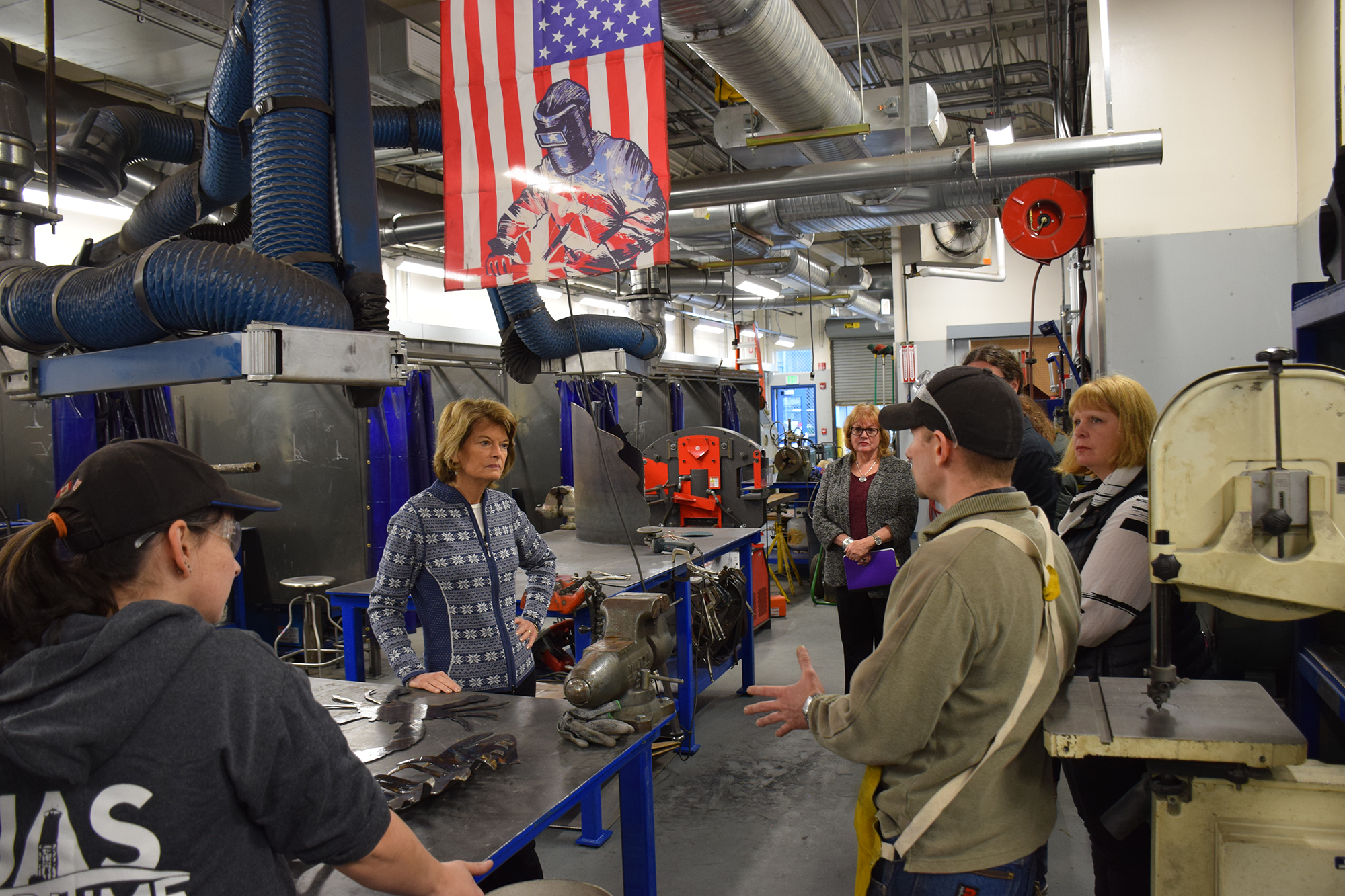 Murkowski tours Welding Lab Murkowski tours Welding Lab
