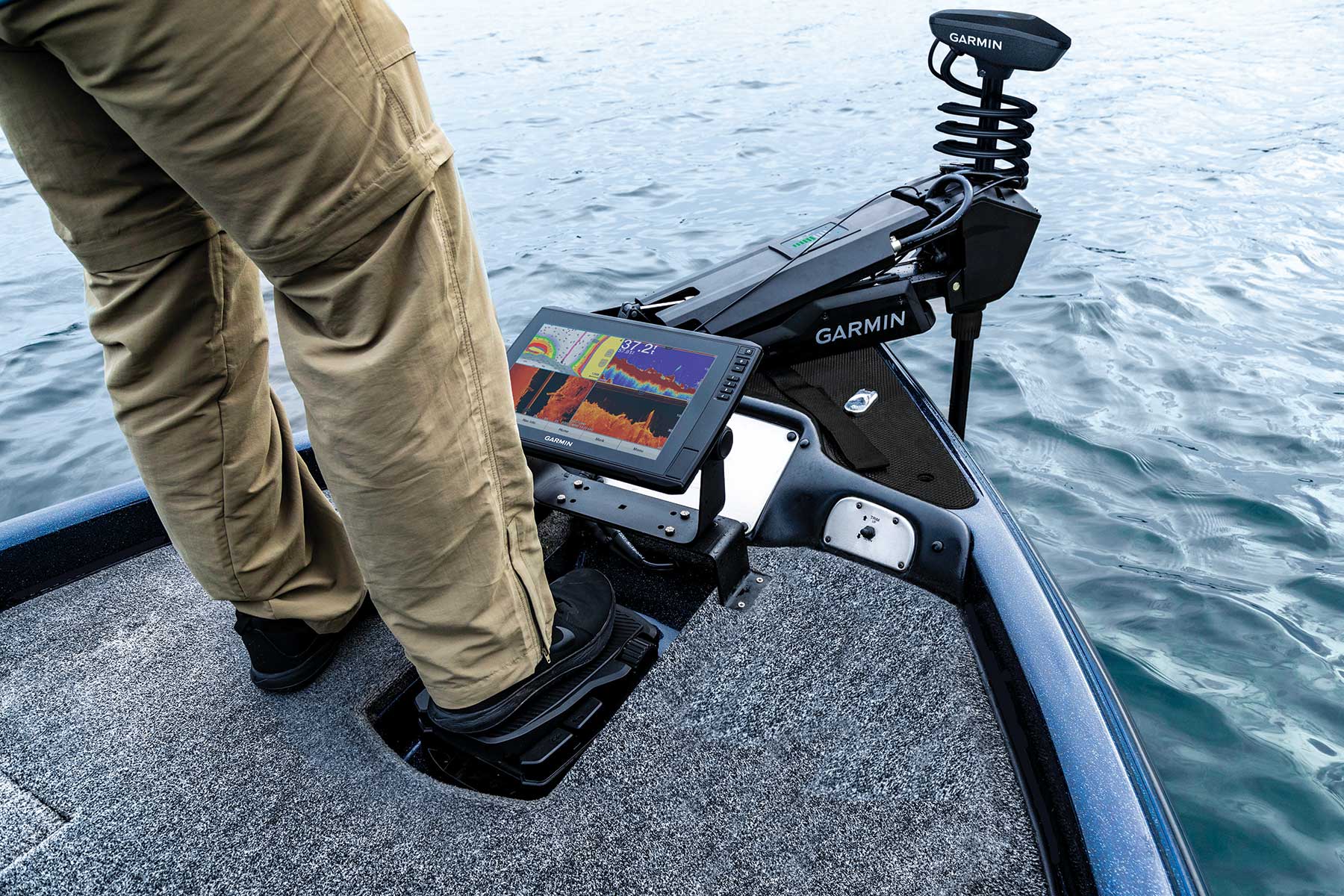 1__Garmin_Force-Lifestyle-3_1800 1__Garmin_Force-Lifestyle-3_1800