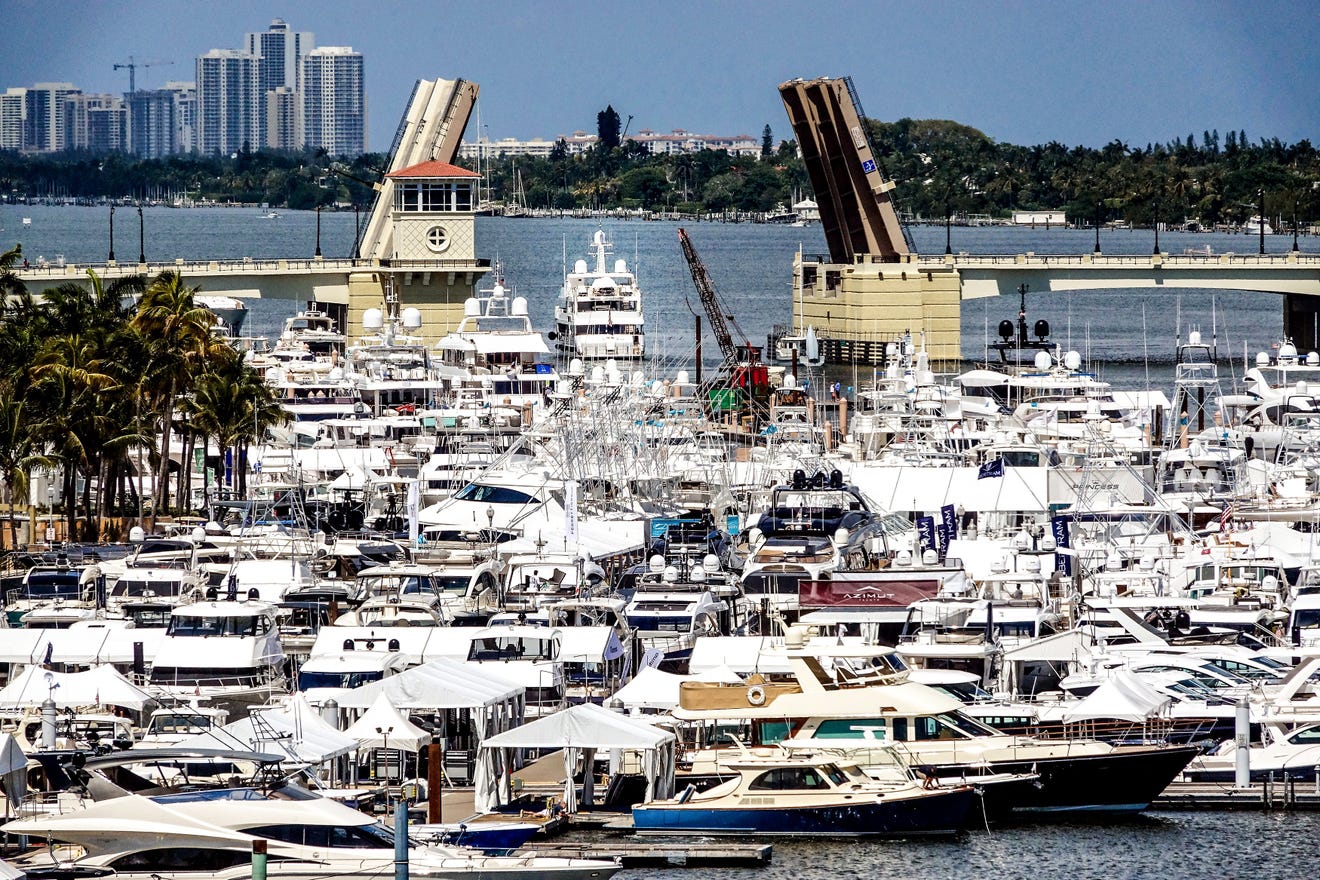 Palm Beach Daily News boat show photo