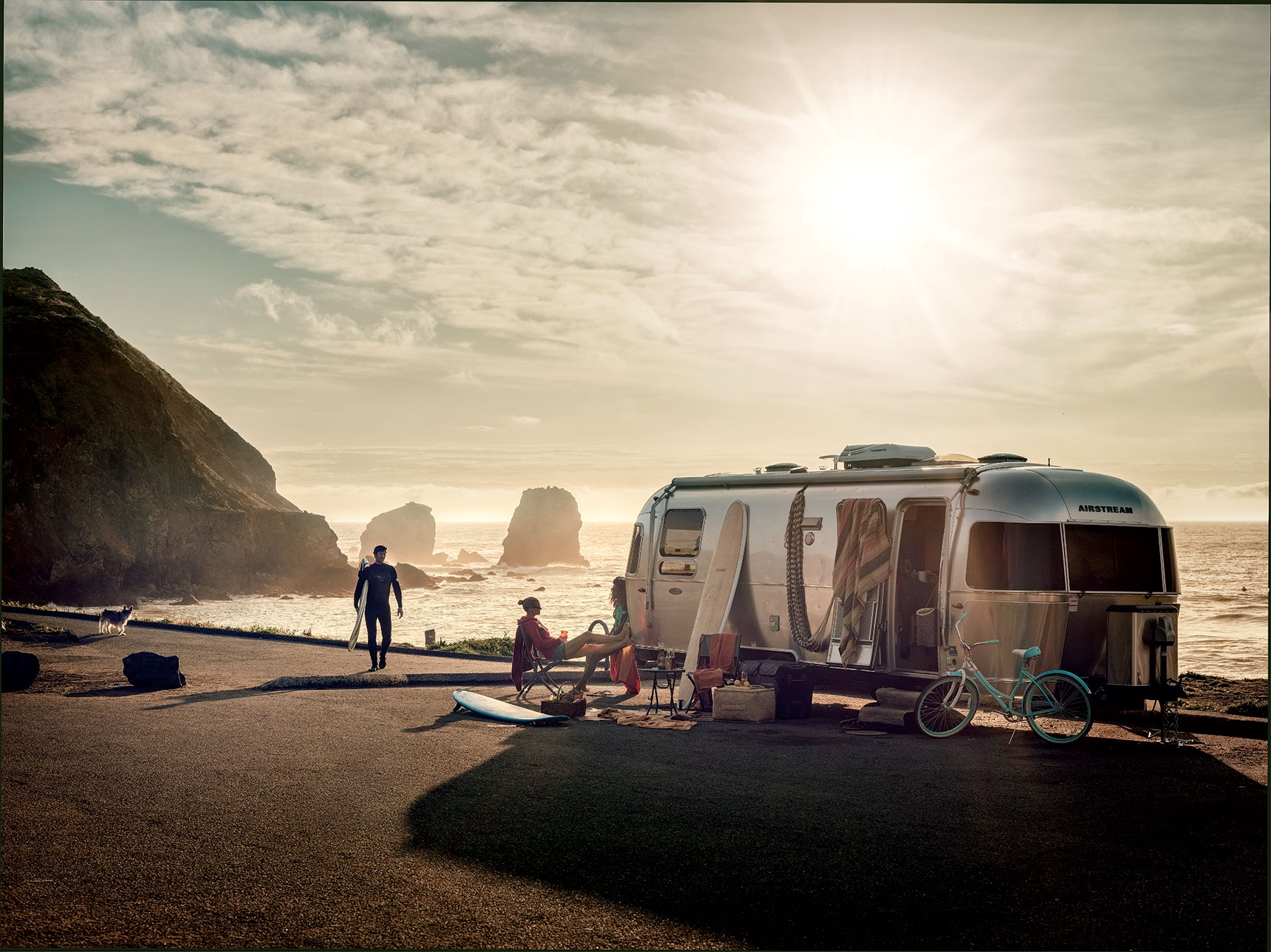 2_dometic_caravan_rv_camper_surfing_friends_airstream_ac-2-(1) 2_dometic_caravan_rv_camper_surfing_friends_airstream_ac-2-(1)