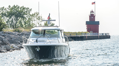 PHOTO COURTESY TIARA YACHTS
