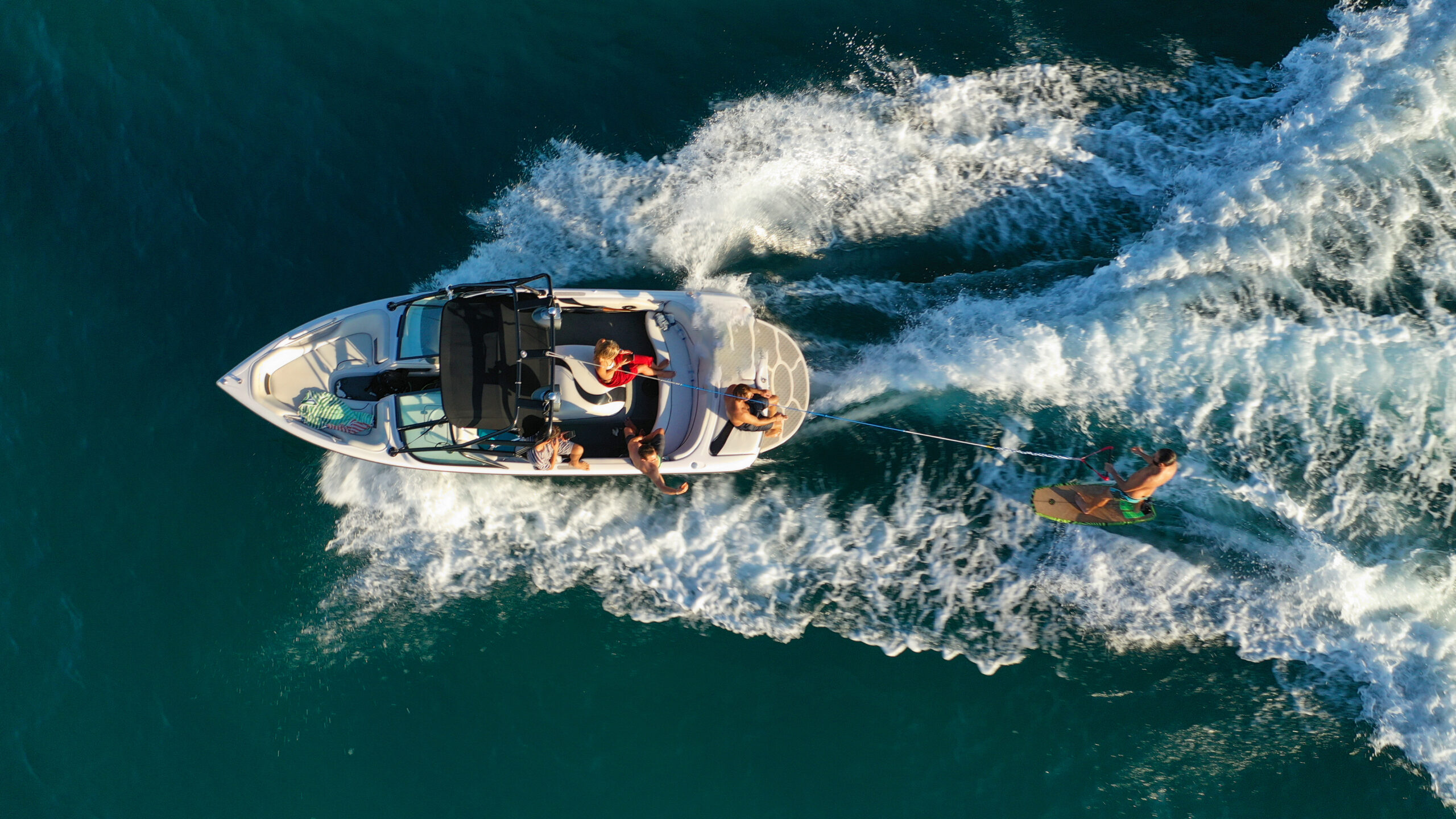 Concerted and cooperative marketing efforts can help make entry into the boating lifestyle easier. PHOTO: AERIAL-DRONE - STOCK.ADOBE.COM