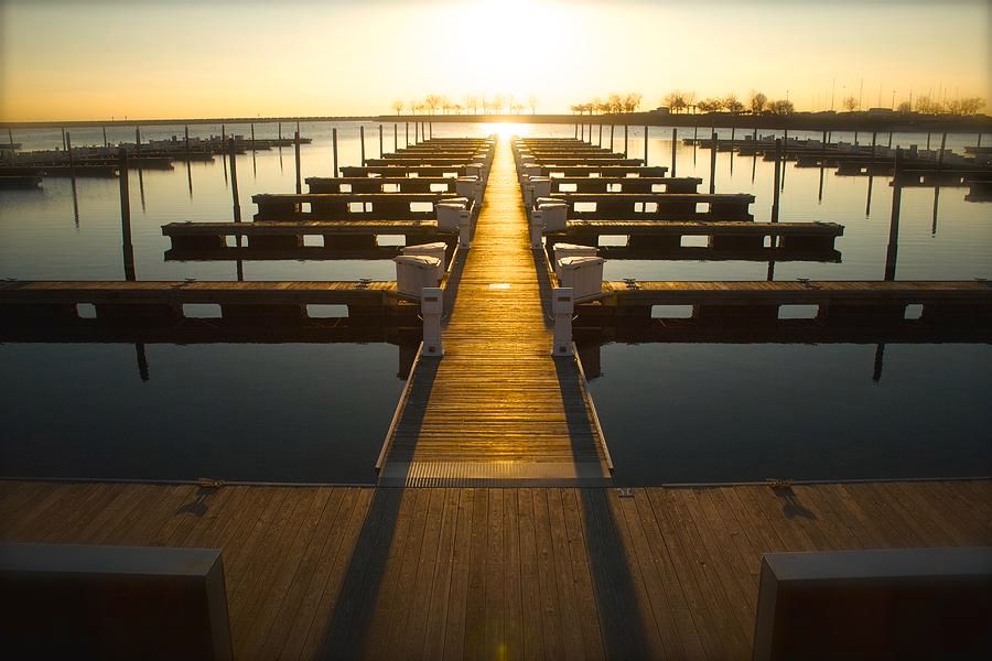 empty-docks-frank-datzer empty-docks-frank-datzer
