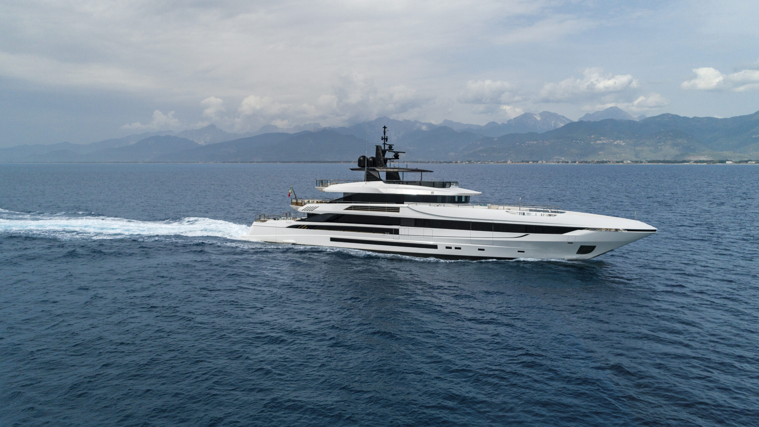 0_Mangusta_Oceano_50_2_running (1) 0_Mangusta_Oceano_50_2_running (1)