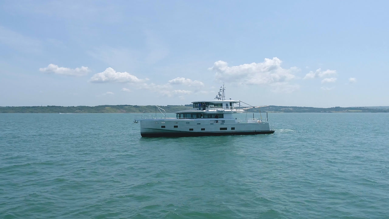 Arksen85-02_sea trial_16x9