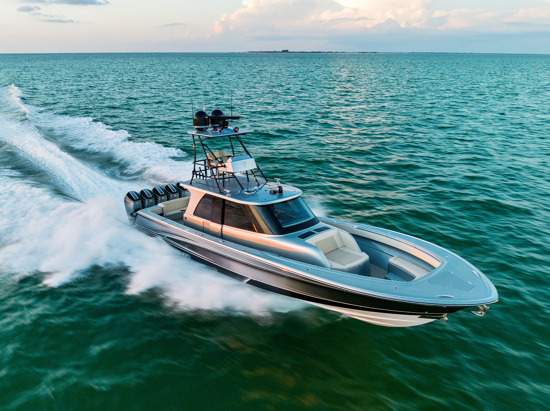 Gulf Crosser 52 Overhead Running 2 Gulf Crosser 52 Overhead Running 2