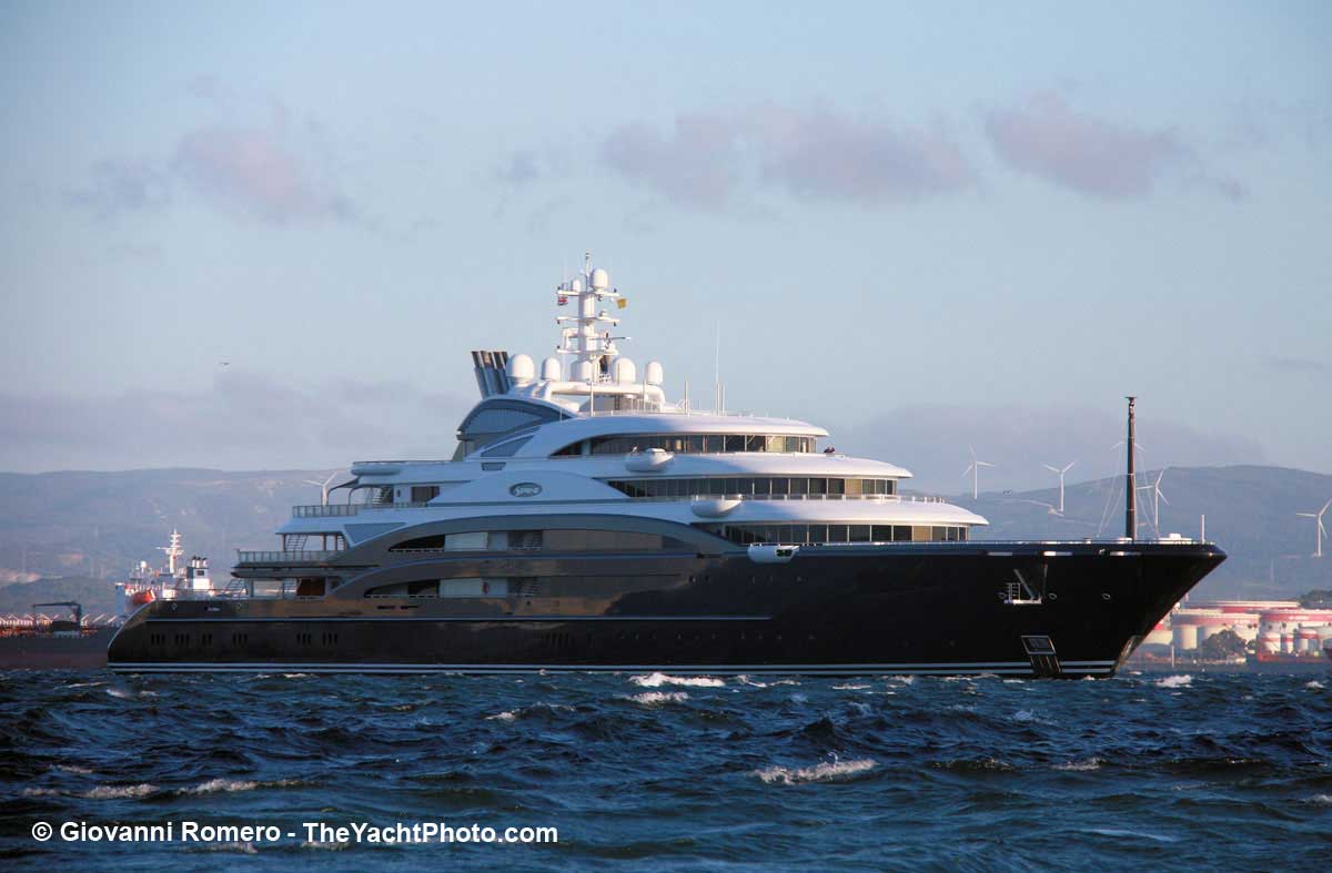 Serene-GiovanniRomero-theyachtphoto Serene-GiovanniRomero-theyachtphoto