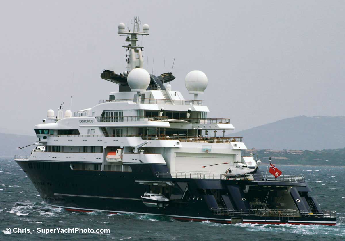 Octopus-Chris-SuperYachtPhoto Octopus-Chris-SuperYachtPhoto