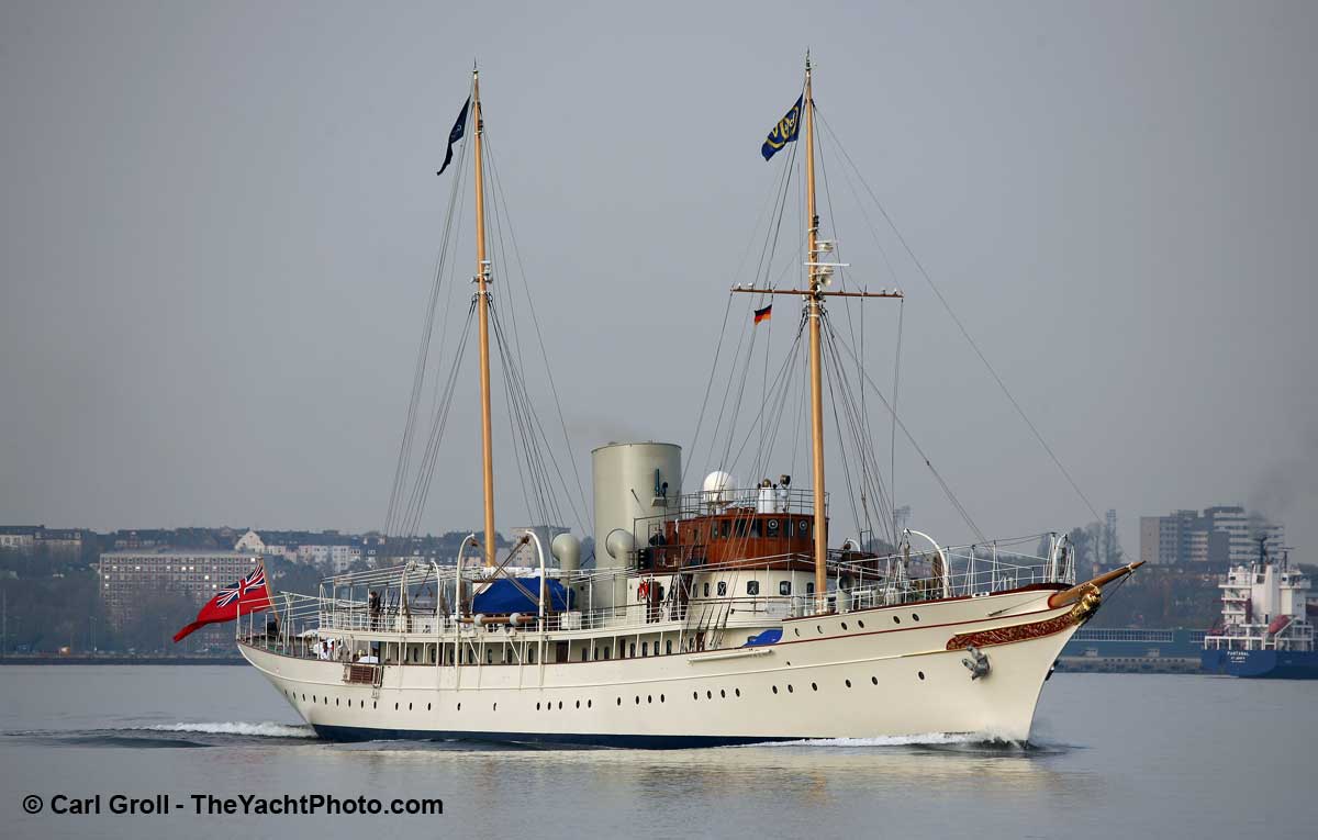 Nahlin-CarlGroll-theyachtphoto