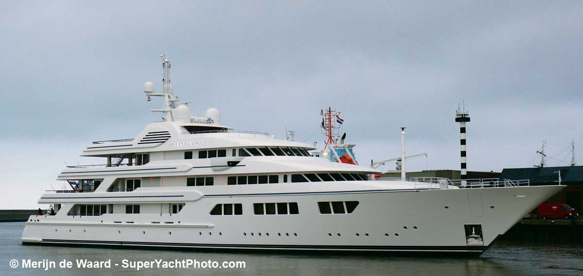 OceanVictory-Merijn-de-Waard-SuperYachtPhoto