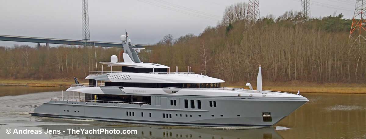 Mogambo-AndreasJens-theyachtphoto
