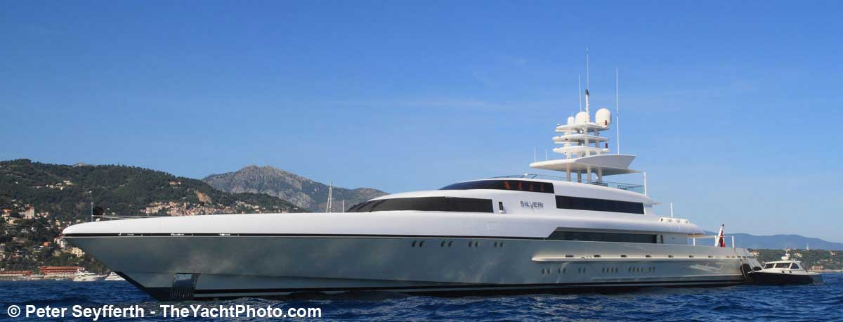 Dragonfly-prenamechange-PeterSeyfferth-theyachtphoto