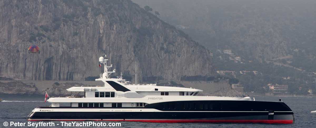 Predator-PeterSeyfferth-theyachtphoto Predator-PeterSeyfferth-theyachtphoto