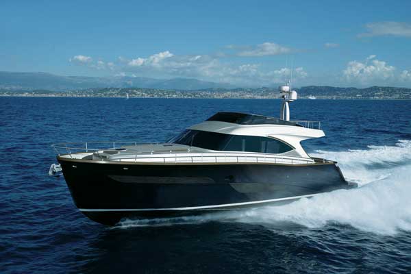 Cannes12_AustinParkerAP64Fly Cannes12_AustinParkerAP64Fly