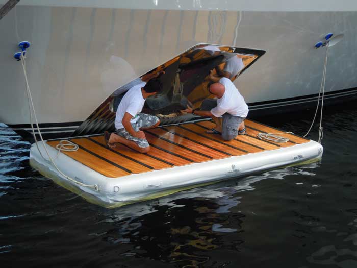 VersiFloat-1 VersiFloat-1