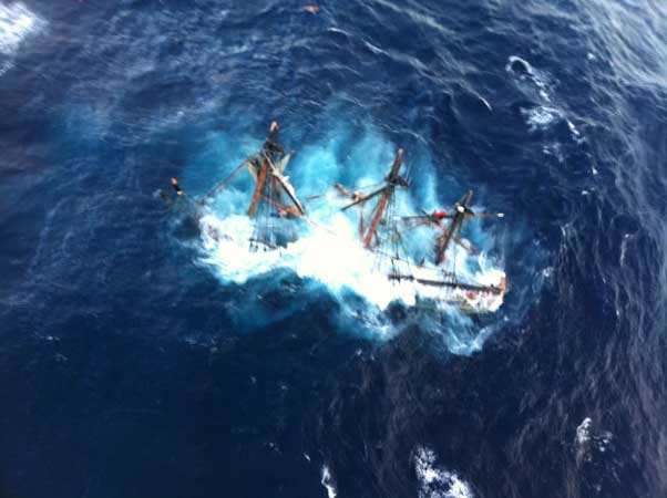 HMSBounty-CtsyUSCoastGuard-photo-by-Petty-Officer-2nd-Class-Tim-Kuklewski HMSBounty-CtsyUSCoastGuard-photo-by-Petty-Officer-2nd-Class-Tim-Kuklewski