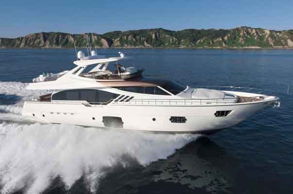 Miami2013_Ferretti870